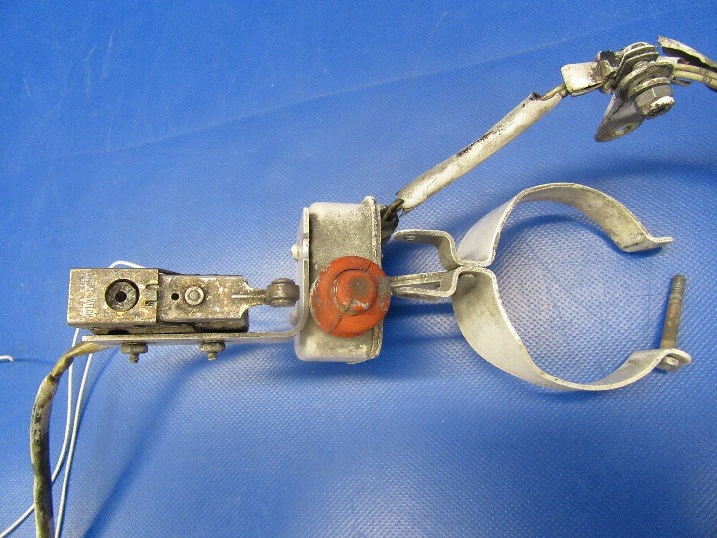 Beech Baron B-58 Landing Gear Safety Switch P/N 95-361015-601 (0618-259)