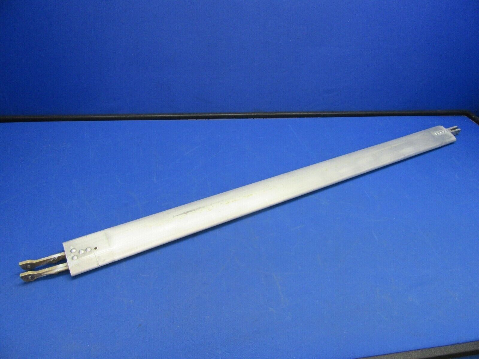 Cessna 150L, M and 152 LH Wing Strut P/N 0421000-1 (0920-242)