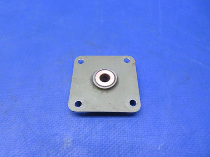 Cessna 310 / 310I Uplock Tube Support Bearing Assy P/N 0813000-73 (1023-143)