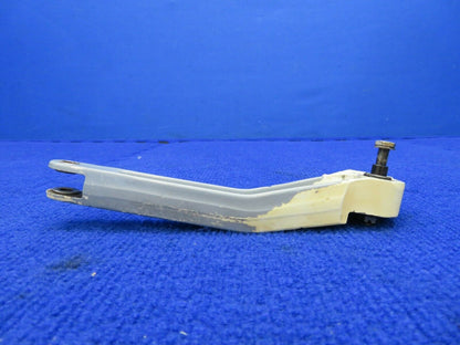 Cessna 310 / 310R Bellcrank Assy LH Main Gear Retract 5041001-11 (0422-38)