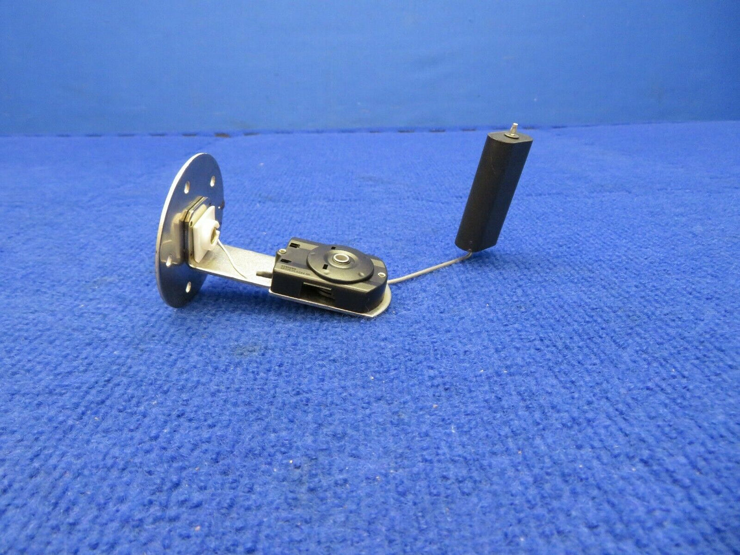 Columbia 400AS Fuel Sender LH Outboard P/N 7741-00501 (0422-395)