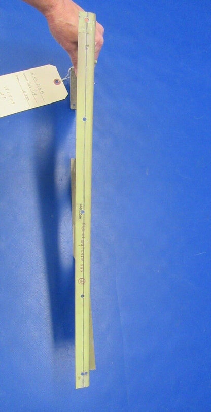 Beech Baron 95-B55 Support RH FWD Keel 002-410071-19 (1118-64)