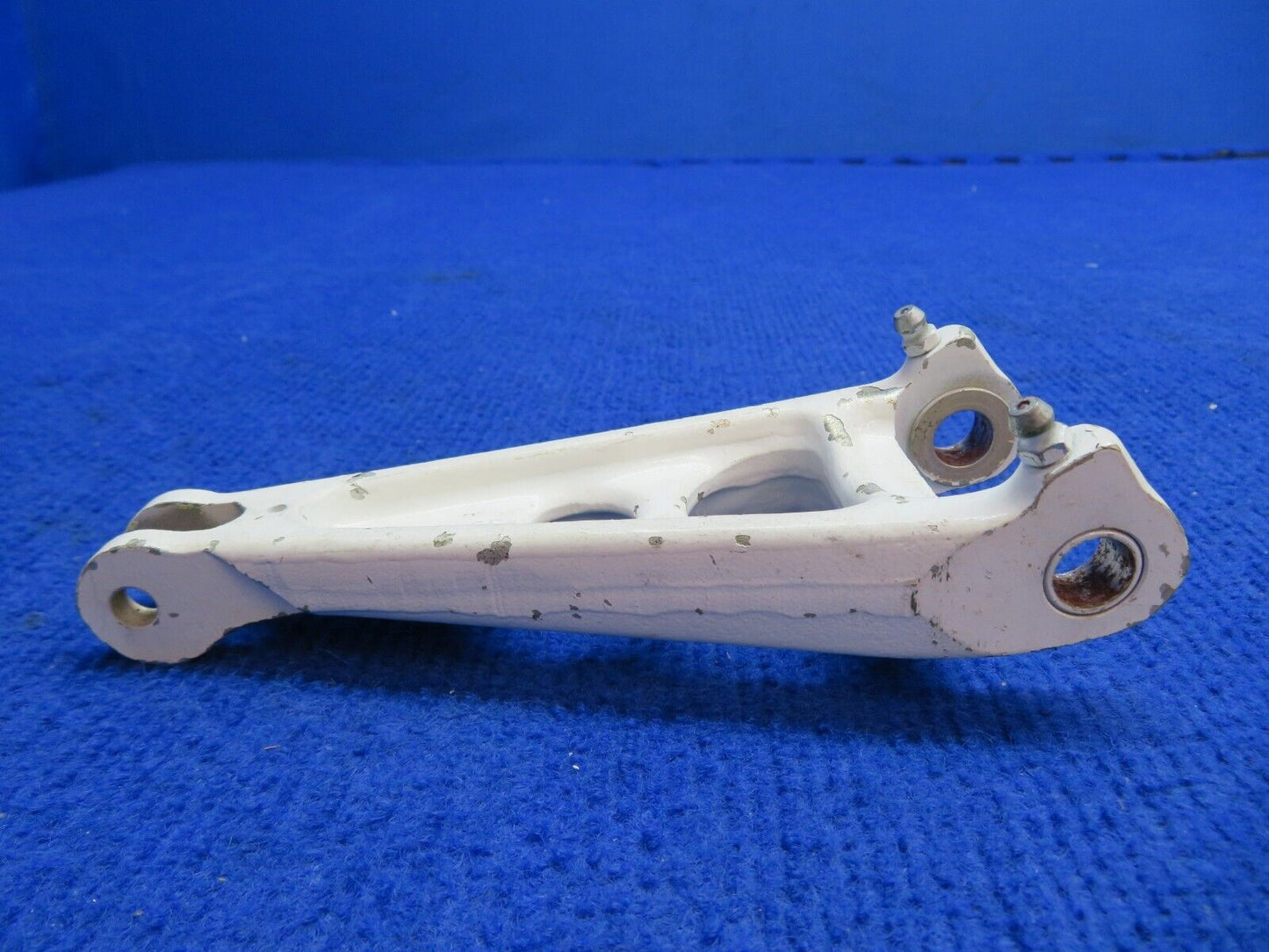 Beech Main Gear LWR Torque Link Knee P/N 35-815194-13 (0722-657)