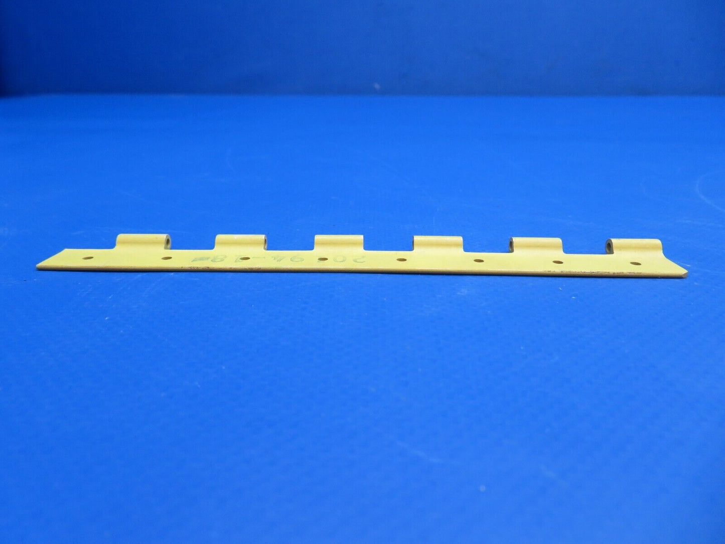 Piper Hinge Stabilator Assy P/N 20194-018 NOS (0922-670)