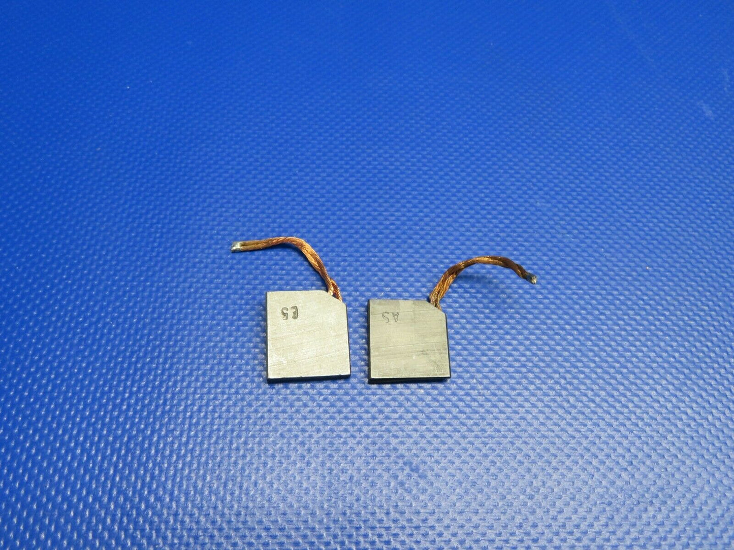 Goodrich Brush De-Ice System P/N 3E1443-1 LOT OF 2 NOS (1120-428)