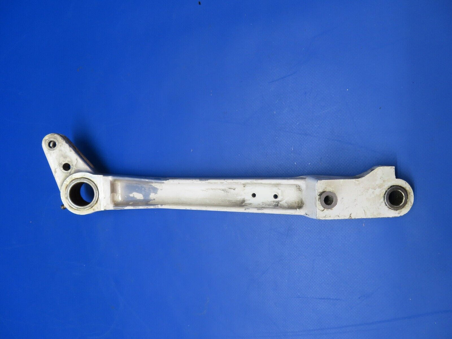 Piper PA-31 Main Gear Side Link AFT LH P/N 29507-3 Casting # 57444-3 (1022-324)