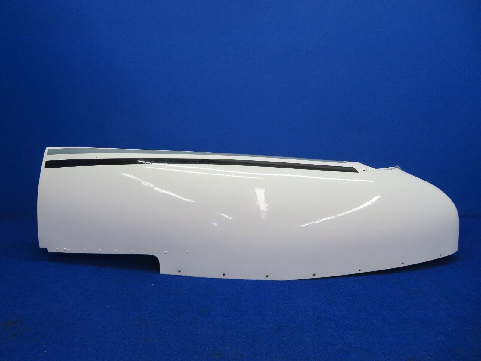 Cessna 210 / T210N LH Wing Tip P/N 1221111-203 (0522-781)