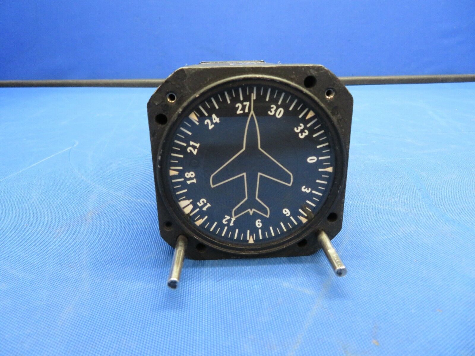 Aviation Instruments Directional Gyro 52D54E P/N 200-6E CORE (1120-107)