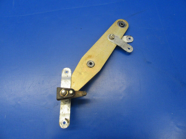 Cessna R182 Bellcrank Assy Elevator Rear P/N 0760675-5 (0817-61)