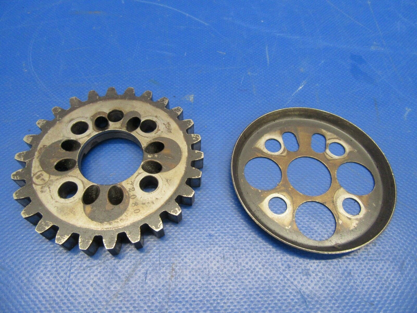 Lycoming Camshaft Gear P/N 72080 (1018-10)