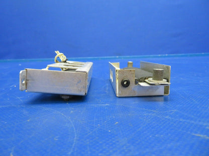 Cessna Dale Resistor Flashing Beacon 24V P/N HL-55-08Z LOT OF 2 (0620-752)