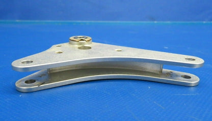 Diamond DA40-180 Flap Bellcrank P/N DA4-2747-30-50 (0120-420)