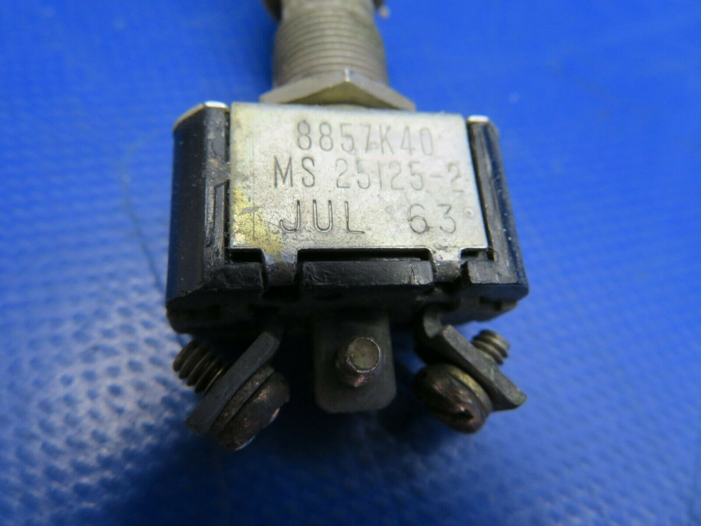 1964 Beech Baron 95-B55 Lot of Miscellaneous Switches (0620-629)