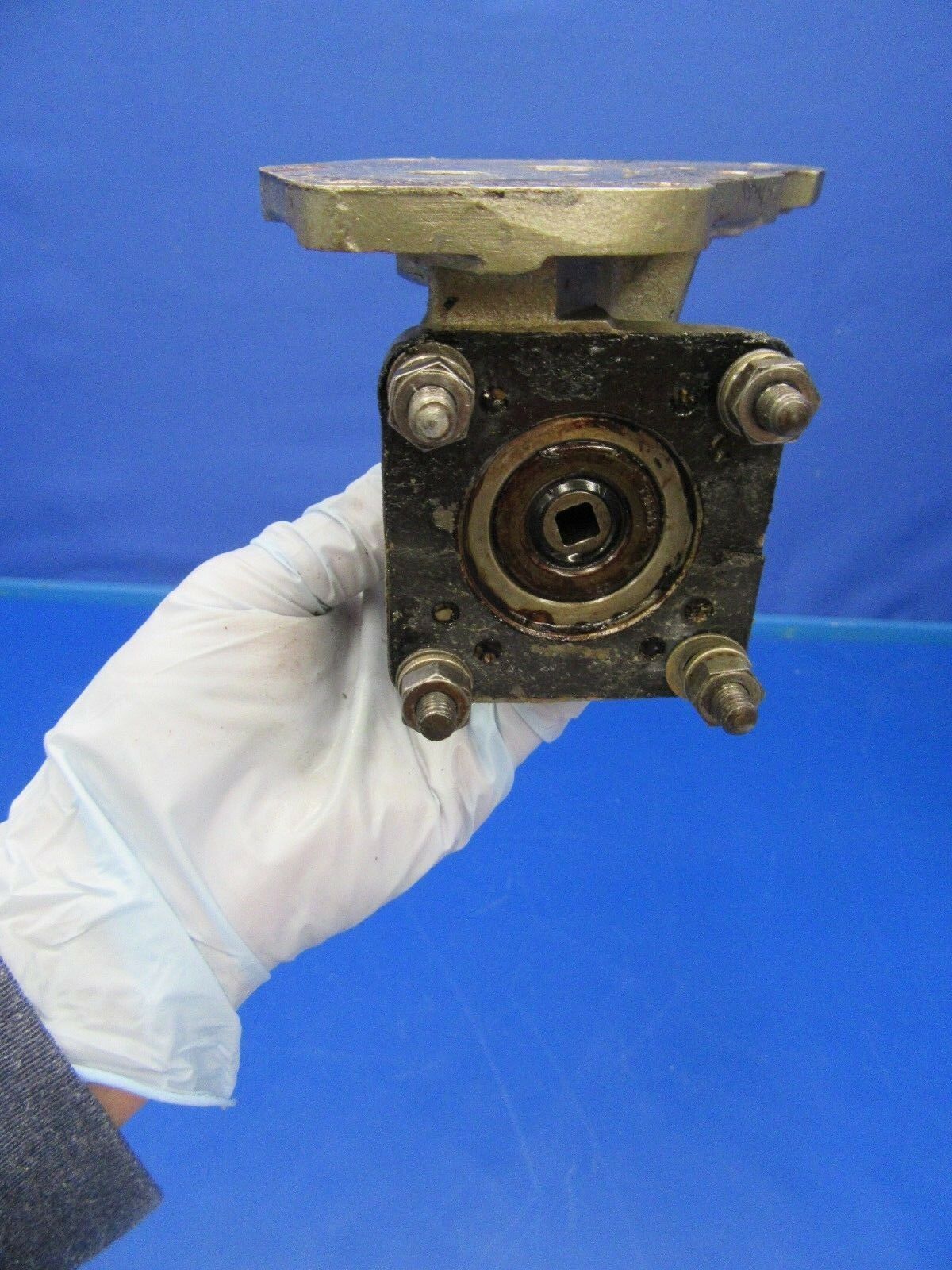 Cessna 310 0-470-M Tach Drive P/N 538579 (0118-97)
