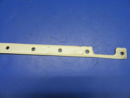 Beech 95-B55 Baron Strip Retainer Cabin P/N 50-534033-179 (0621-58)