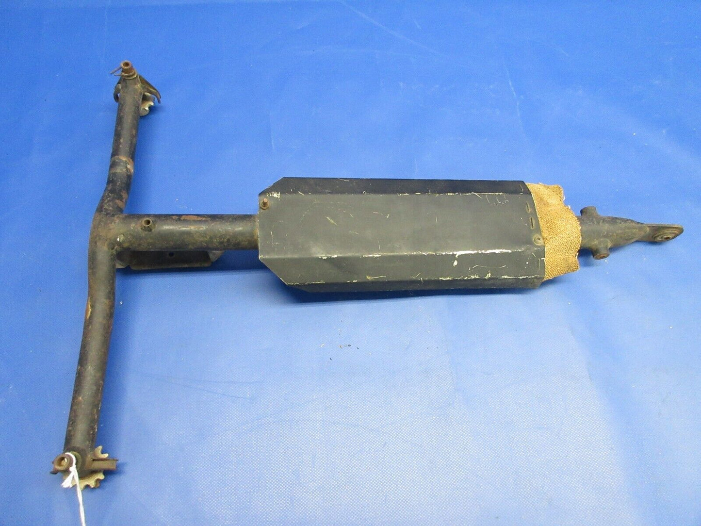 Cessna 172 Control Tee Assembly P/N 0411221-3 (0224-1386)