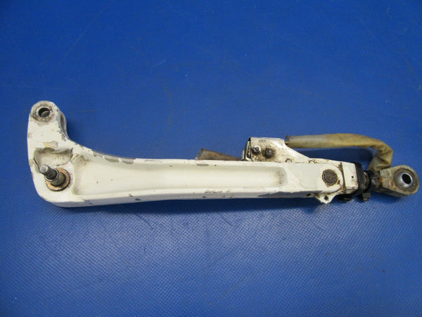 Cessna 310 / T310Q Bellcrank Assy LH P/N 5041001-1 5041001-11 (0519-508)