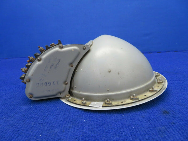 Cessna 310 Grimes Landing Light w/ Motor 24V P/N 0322006-10, G-3801A-1A (0422-71