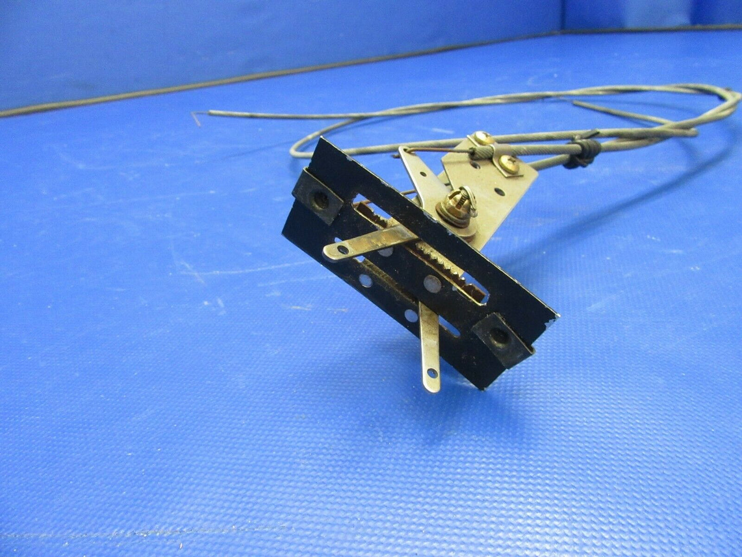 Piper PA-32RT Defrost Control w / Cable P/N 79863-03, 79860-003 (0521-607)