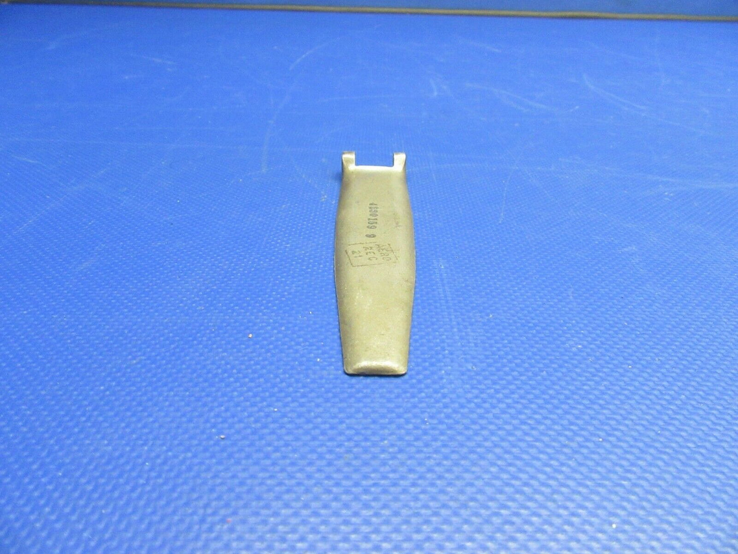 Aero Commander Hinge Half P/N 330159-11, 4330159-9 NOS (0921-636)