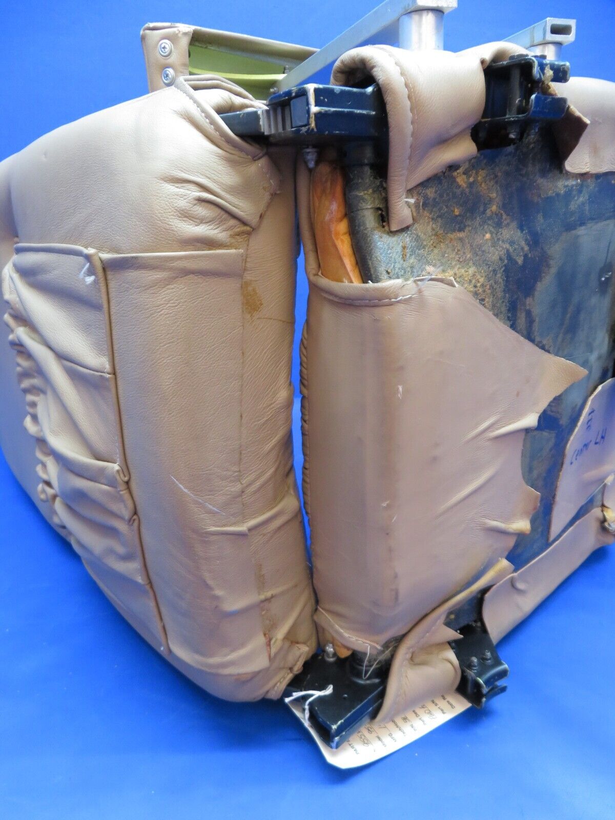 Beech 95-B55 Baron Seat Assy FWD Facing LH #3 P/N 58-530242-1 (0623-364)