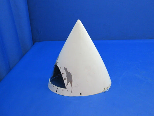 Cessna 401 RH Nose Cap Assy Tip Tank P/N 0823411-216 (0523-486)