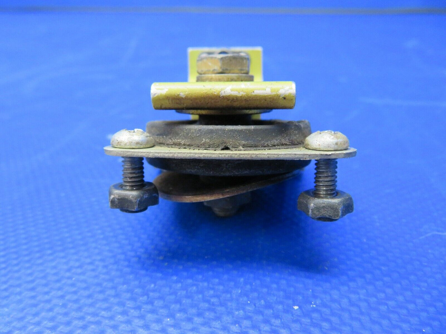 Beech 95-B55 Baron Instrument Panel Shock Mount P/N 150PL8 (0721-732)