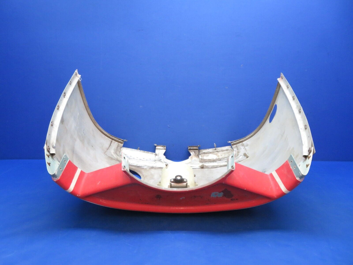 Cessna Cardinal 177 Lower Cowl Assembly w/ Cowl Flaps P/N 1752090-200 (1123-247)