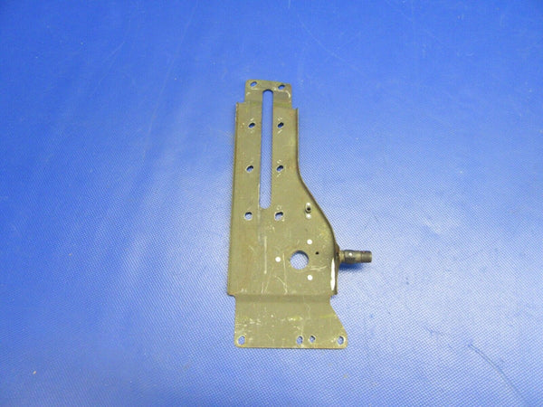 Cessna 210 / P210N Mounting Plate Cabin Door 2117117-1 (0521-311)