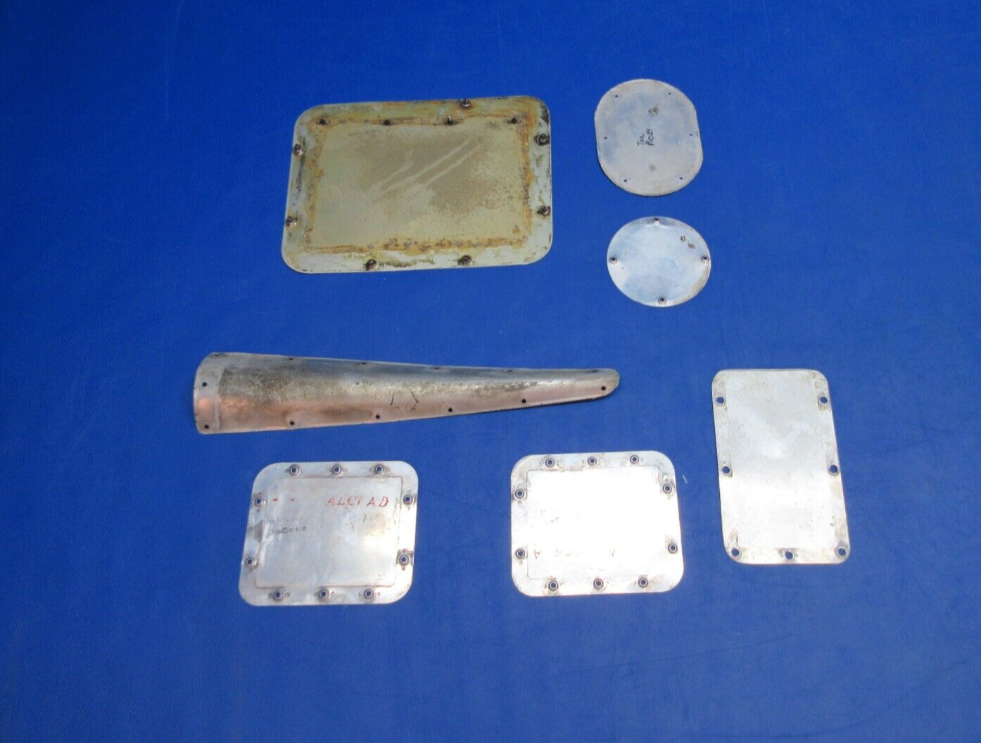 Cessna 310 / 310I Inspection Panel LOT (1023-748)