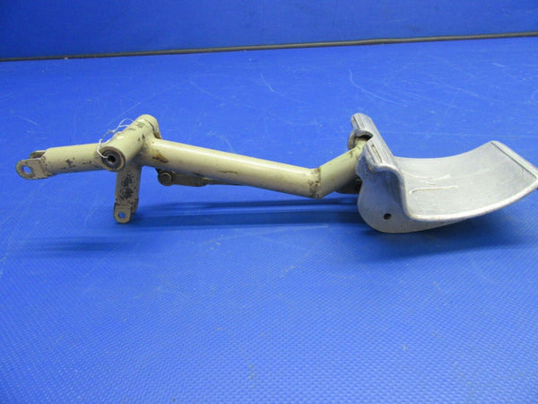 Mooney M20 / M20G Rudder Pedal Pilot / LH P/N 720016-001 (0921-301)