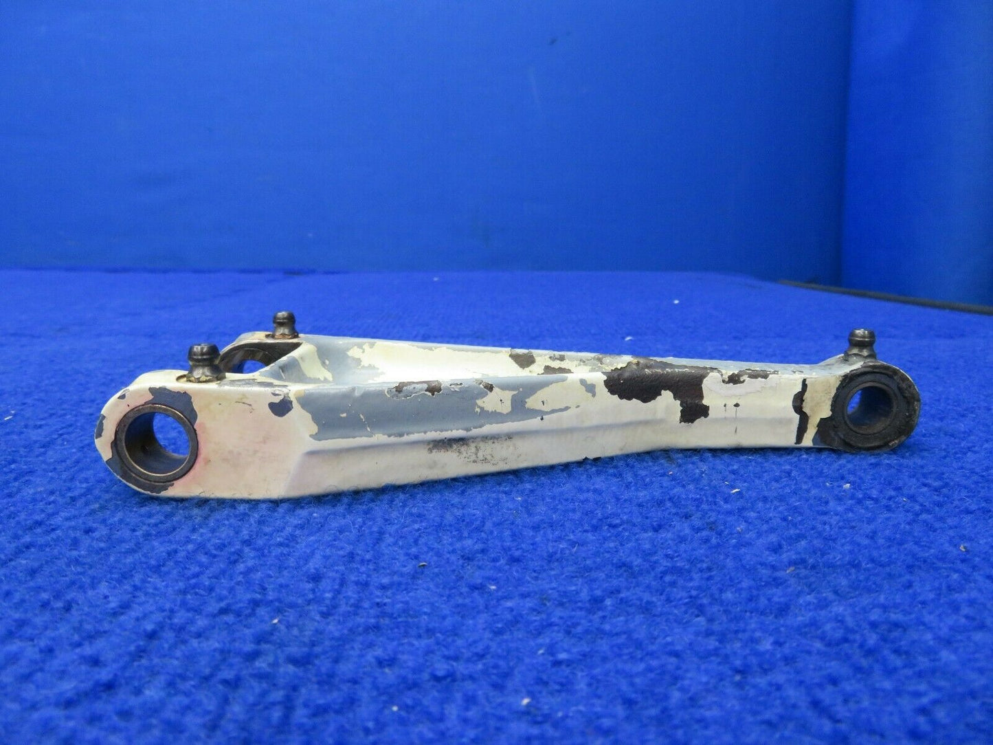 Cessna 310 / 310R Main Gear Torque Link Upper RH P/N 5141005-8 (0422-36)