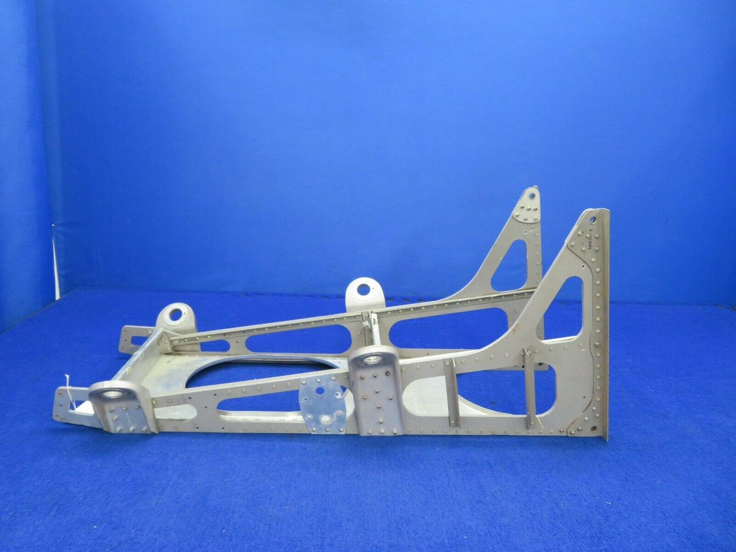 Aero Commander Engine Mount P/N 5620018-401 (0422-448)