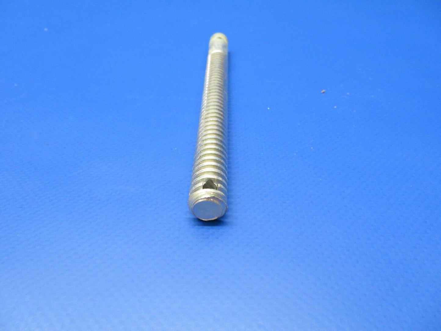 Piper Screw Shaft P/N 40029-000 NOS (0922-330)