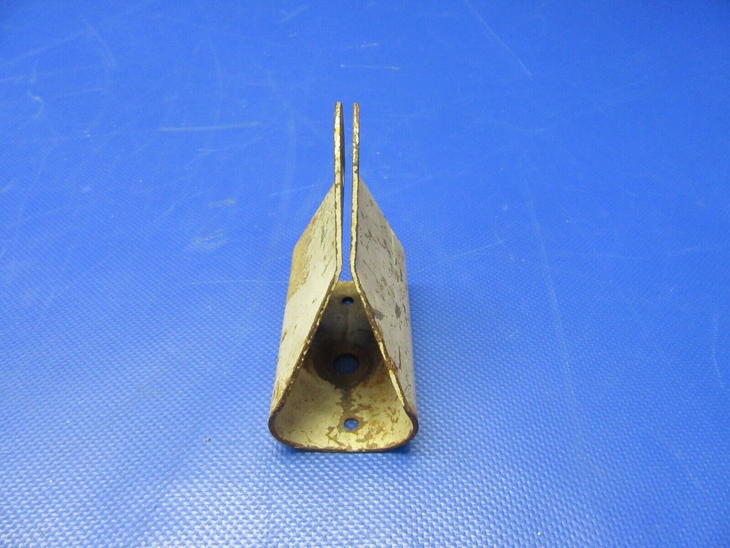 Beech Baron 95-B55 Center Seat Support Bracket P/N 96-534051-15 (1121-347)