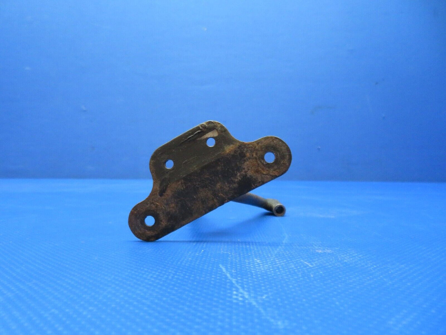 Piper PA-24-180 Engine Control Bracket Assy P/N 21189-00 (1223-240)