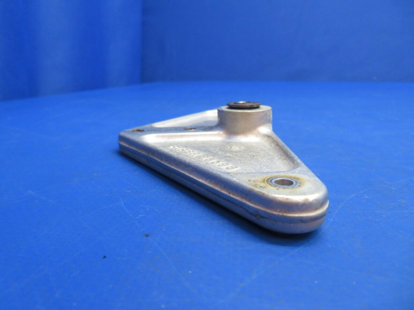 Piper PA-34-200T Seneca II Arm Assy Nose Gear Steering P/N 95395-00 (0223-804)