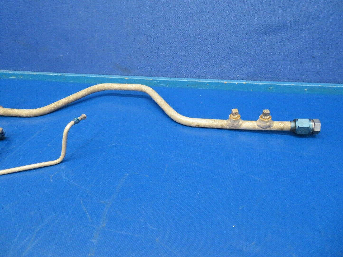 Beech Baron E-55 Fuel Lines & Instrument Air Lines 1 LOT (0120-406)