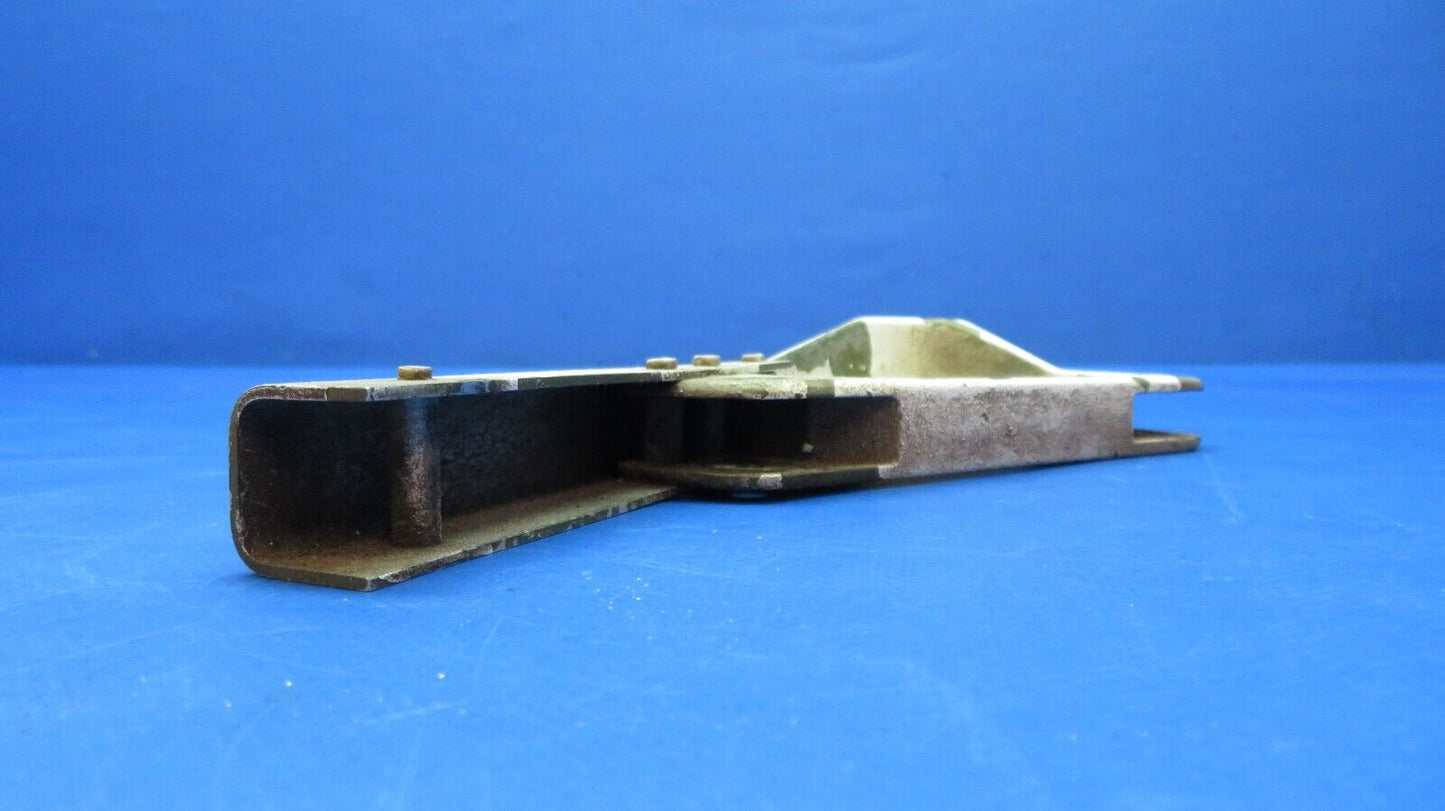 Cessna 401 Nose Gear Retract Link P/N 0842140-2 (0523-215)