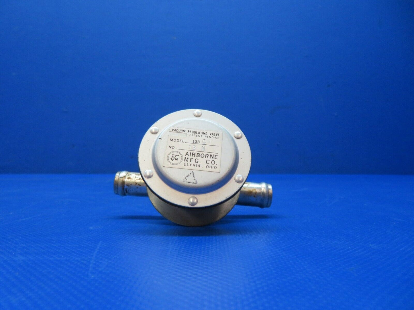 Cessna 401 / 401A Airborne Vacuum Regulating Valve P/N 133C1 (0124-102)