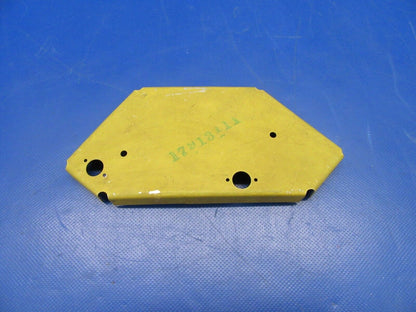 Piper Apache Bulkhead / Bracket Upper Cowling P/N 17913-111 NOS (0419-154)
