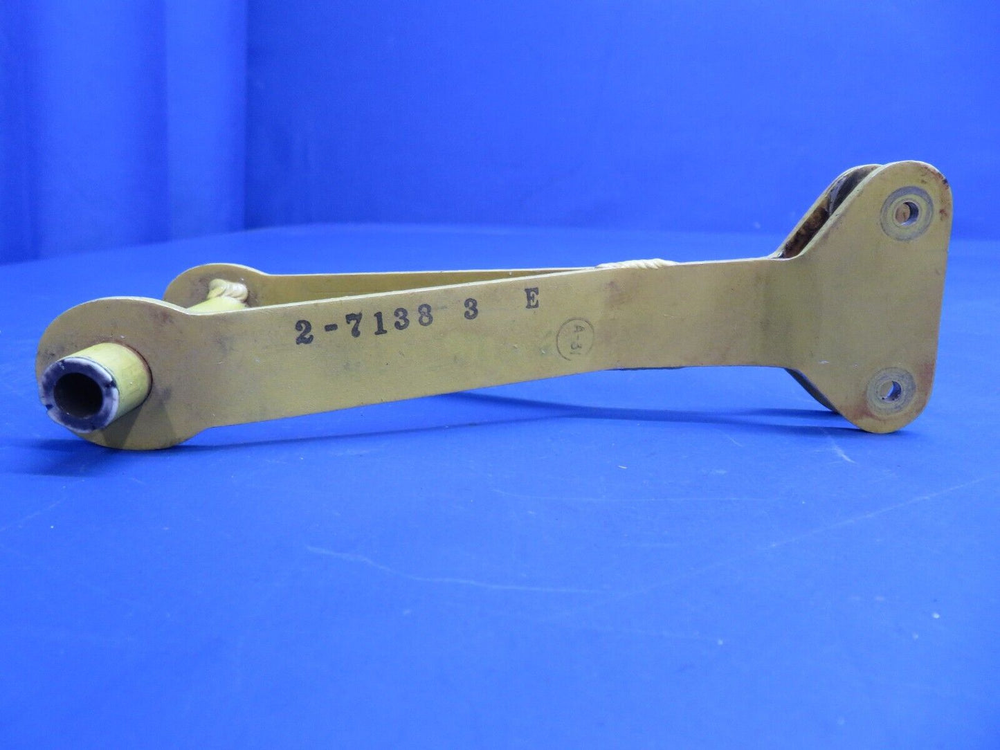 Lake LA-4-200 Idler Assy Rudder P/N 2-7138-1 (1222-953)