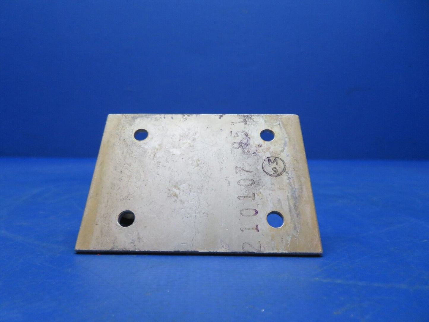 Mooney M20 / M20C Hinge Aileron Bearing Middle / OTBD P/N 210107 (1023-340)