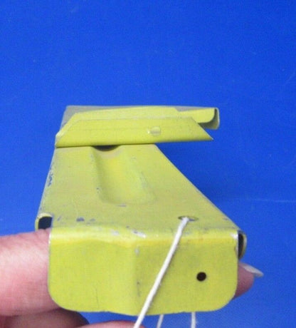 Piper Bulkhead P/N 20570-7, 20570-007 (0918-292)