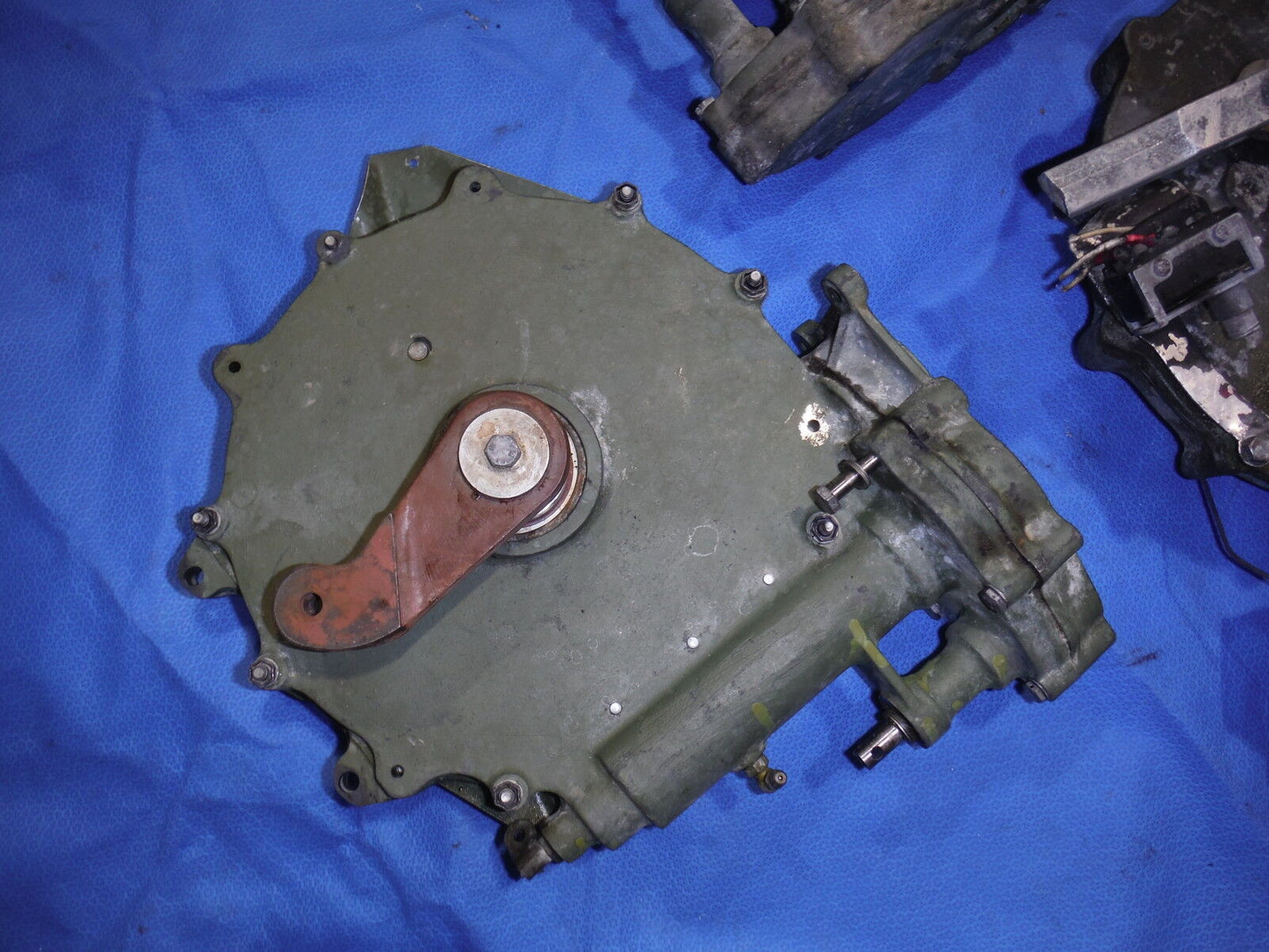 Cessna 310 Gear Box  Lot of 3 P/N 5045002 (0214-76)
