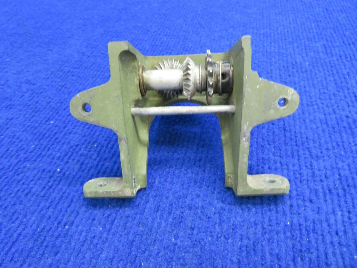 1956 Cessna 310 Bracket Emergency Gear Extension P/N 0841107-2 (0522-513)