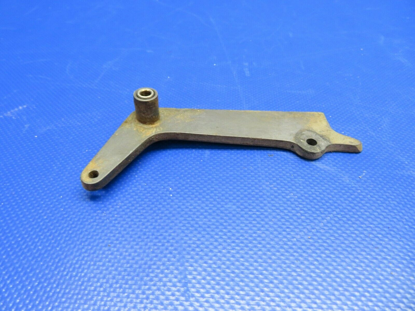 1960 Cessna 210 Uplock Hook RH Main Gear P/N 1241023-2 (0221-194)