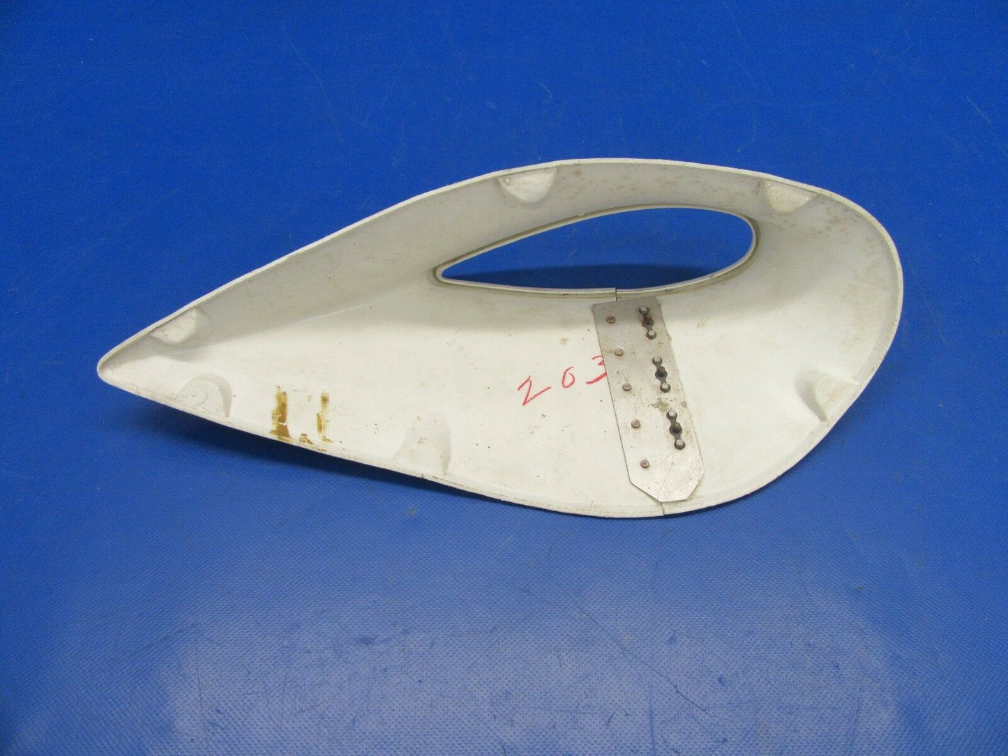 Cessna 172 Fairing Assembly RH P/N 1741005-20 (0119-117)