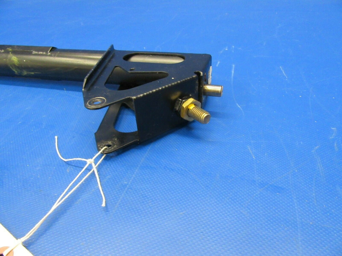 Diamond DA40-180 Control Column Mounting P/N DA4-2703-10-00 (0319-362 ...