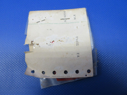 Cessna Arm Assy Control P/N 0750111-19 NOS (0224-1278)